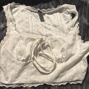 SHEIN White Lace Crop Top